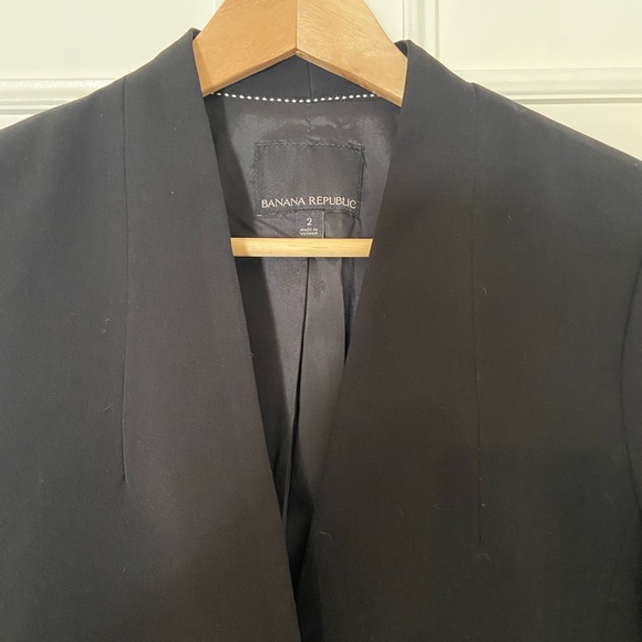 Banana Republic Black Lapelless Blazer - Picture 2 of 2